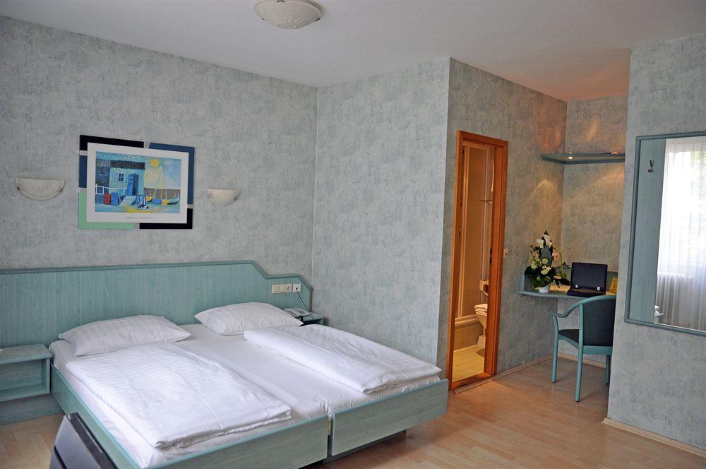 Hotel Astoria Francfort-sur-le-Main Extérieur photo
